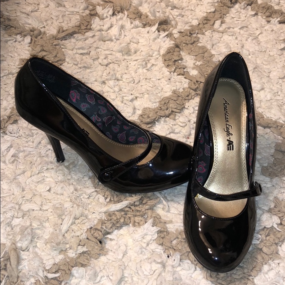 Black heels